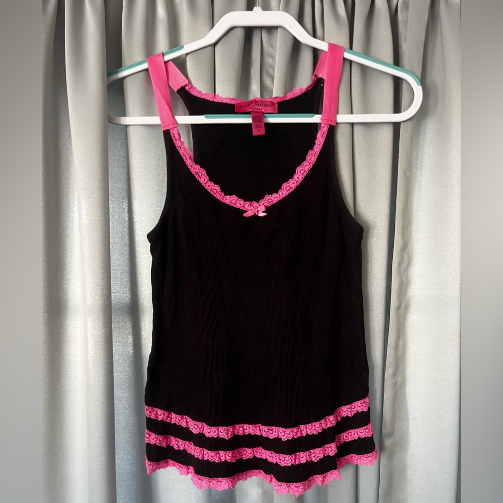 Betsey Johnson ribbed black tank top🎀